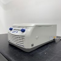 Eppendorf 5418R Refrigerated Centrifuge image 1